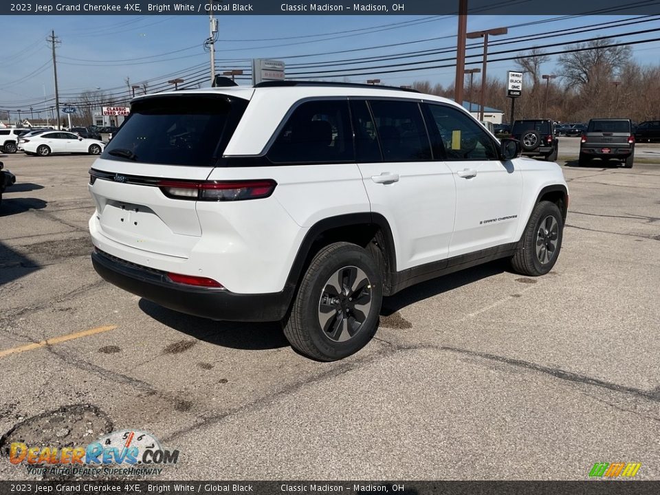 2023 Jeep Grand Cherokee 4XE Bright White / Global Black Photo #9