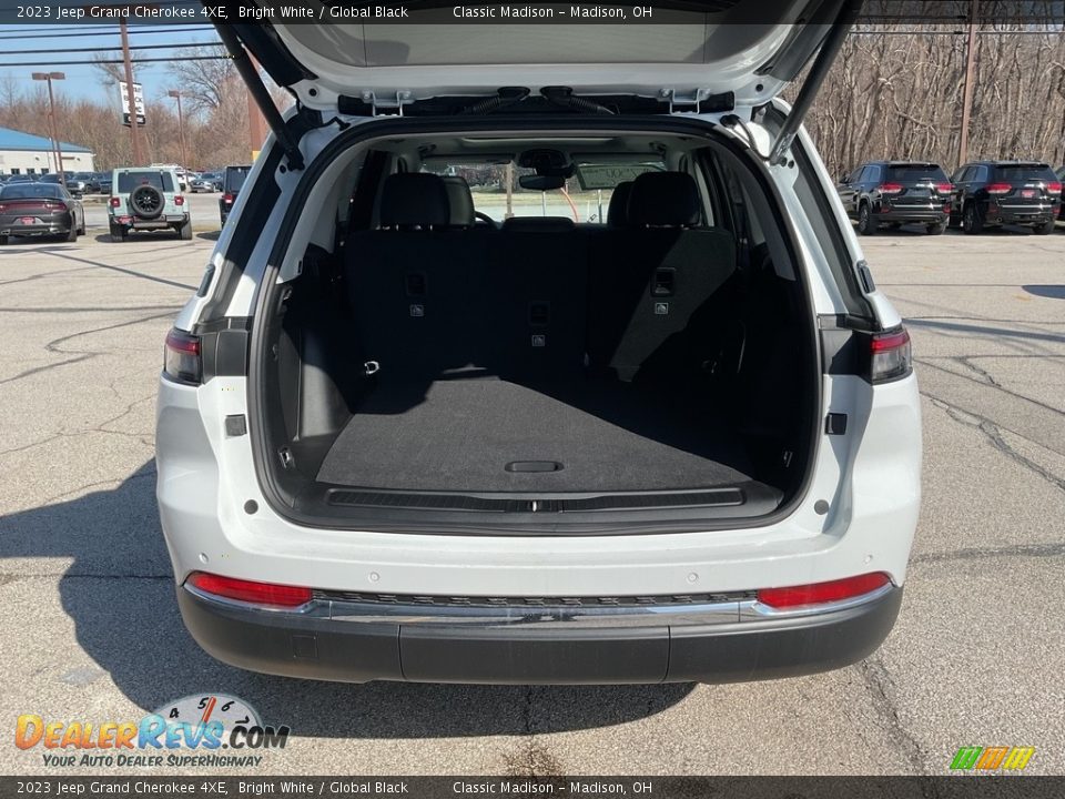 2023 Jeep Grand Cherokee 4XE Bright White / Global Black Photo #13