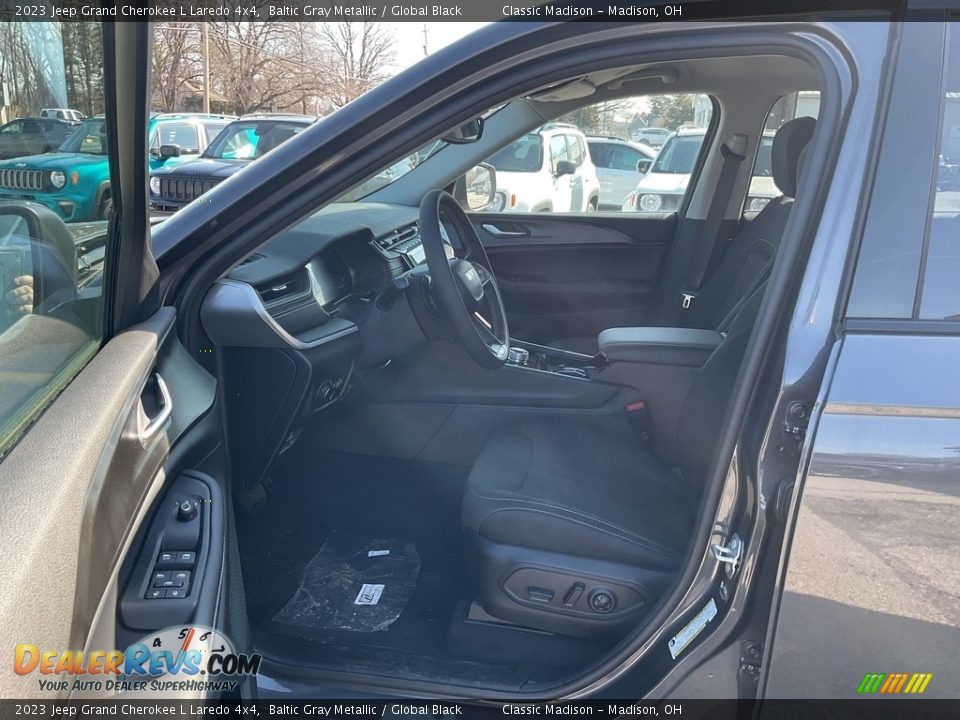 2023 Jeep Grand Cherokee L Laredo 4x4 Baltic Gray Metallic / Global Black Photo #2