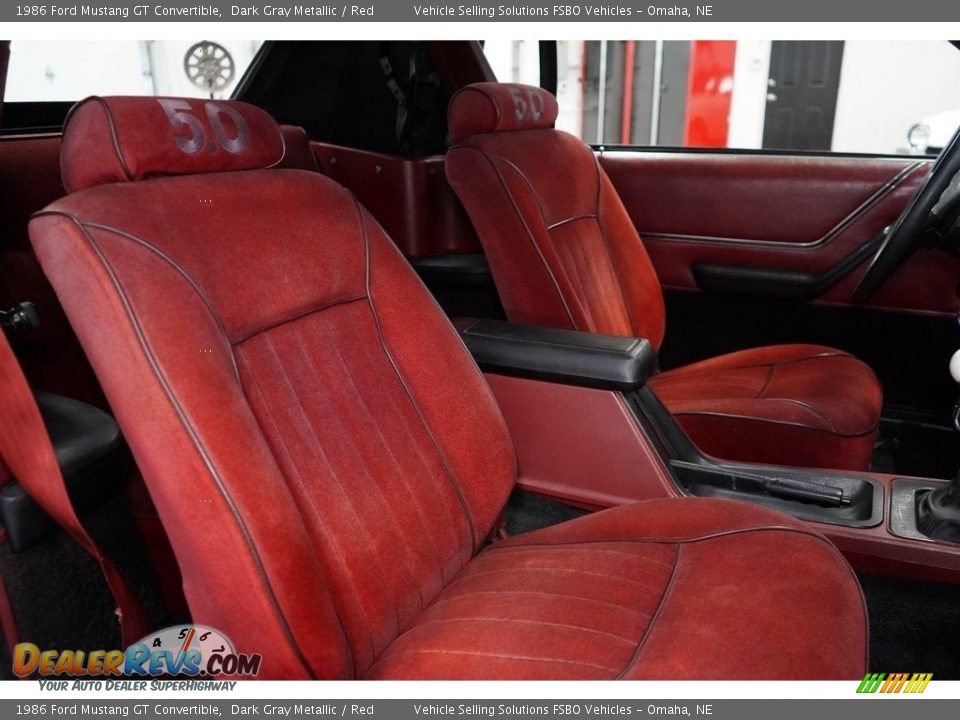 Front Seat of 1986 Ford Mustang GT Convertible Photo #25