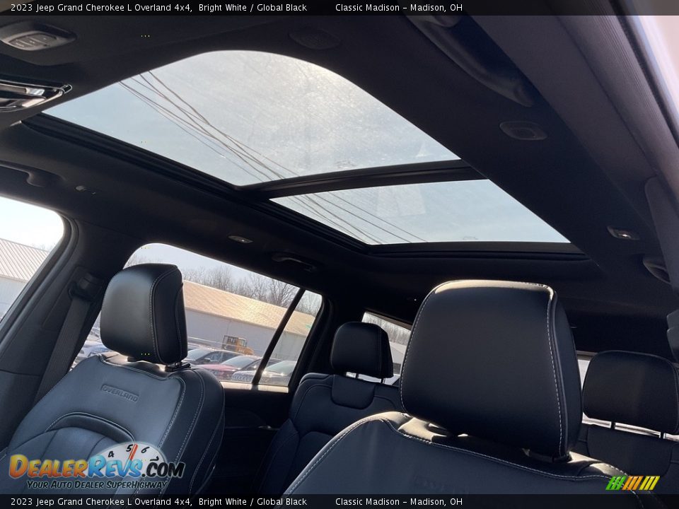 2023 Jeep Grand Cherokee L Overland 4x4 Bright White / Global Black Photo #7