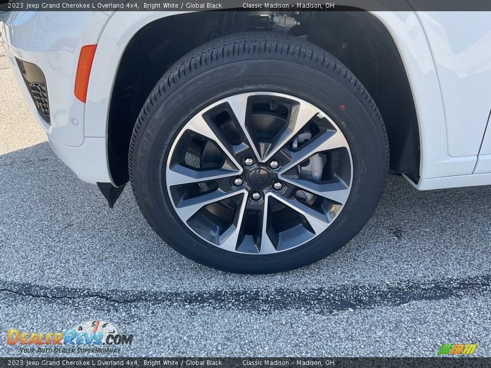 2023 Jeep Grand Cherokee L Overland 4x4 Bright White / Global Black Photo #14