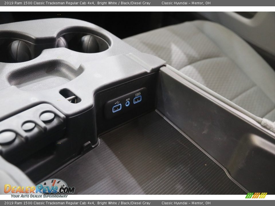 2019 Ram 1500 Classic Tradesman Regular Cab 4x4 Bright White / Black/Diesel Gray Photo #15