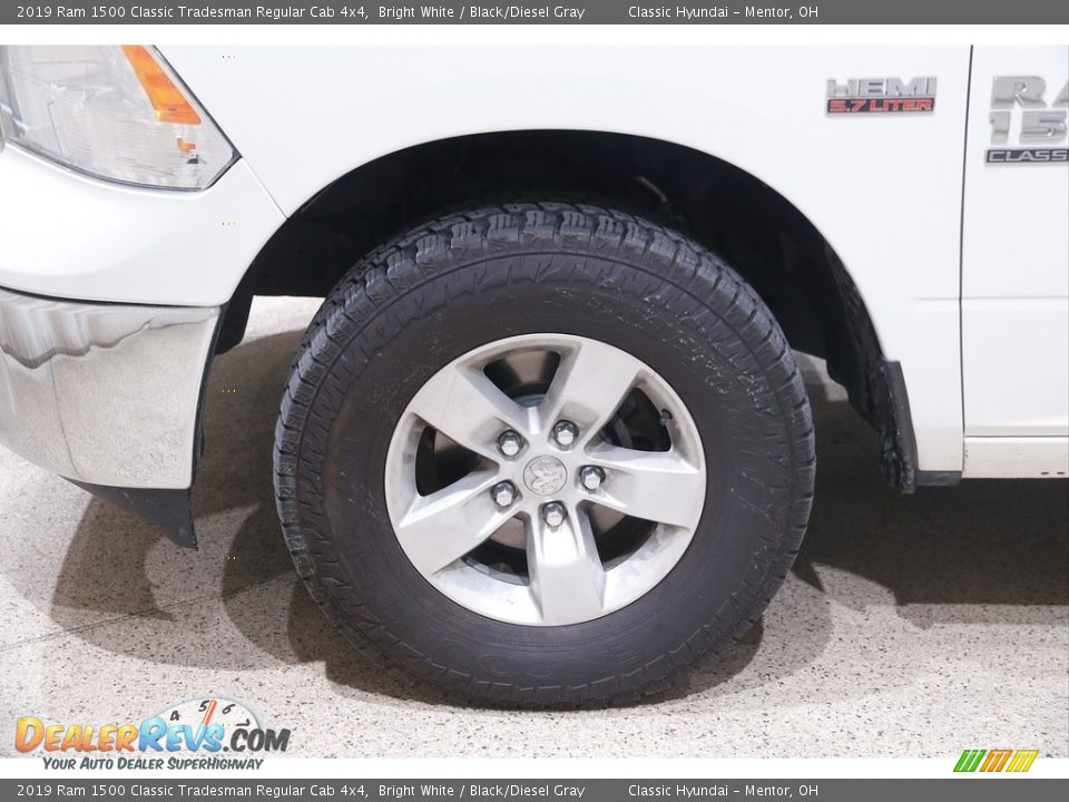 2019 Ram 1500 Classic Tradesman Regular Cab 4x4 Bright White / Black/Diesel Gray Photo #19