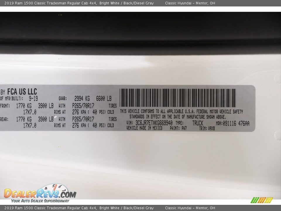 2019 Ram 1500 Classic Tradesman Regular Cab 4x4 Bright White / Black/Diesel Gray Photo #20