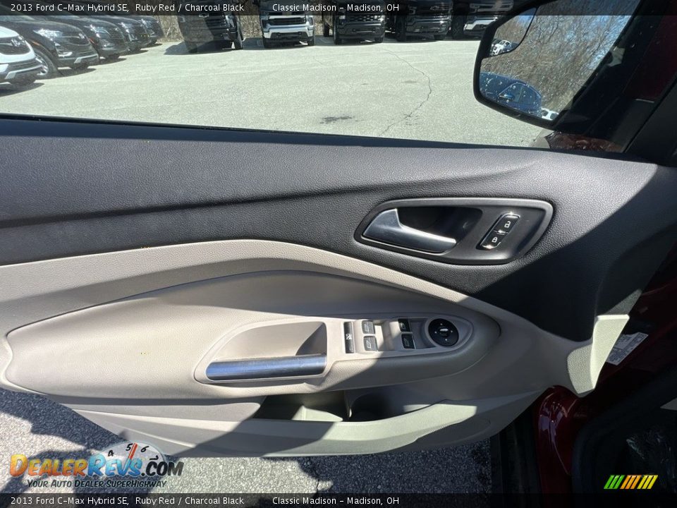 2013 Ford C-Max Hybrid SE Ruby Red / Charcoal Black Photo #8