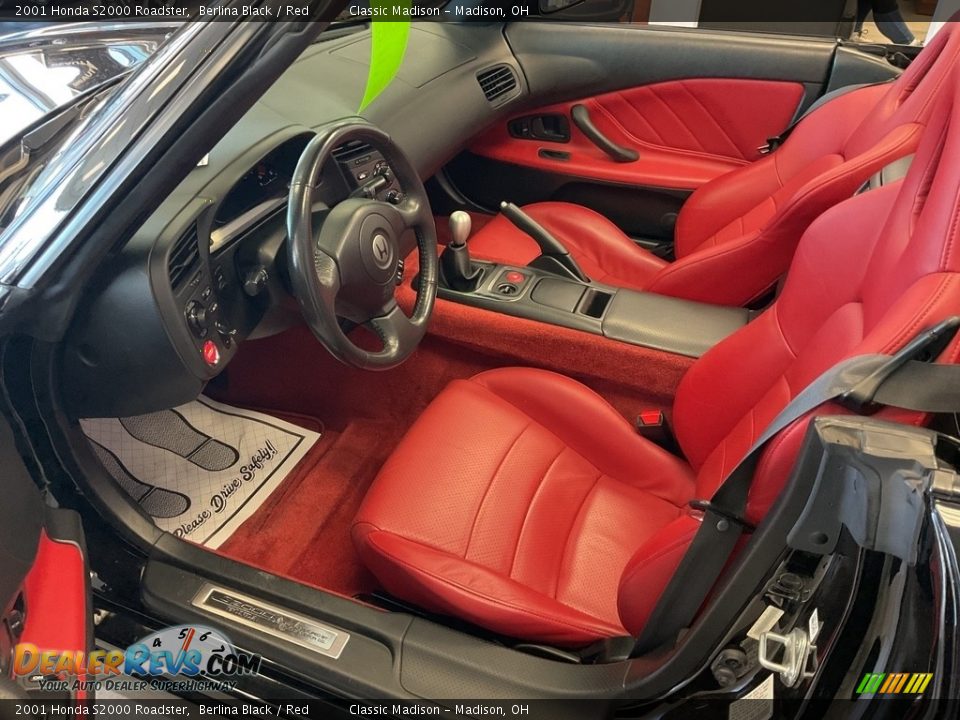 Red Interior - 2001 Honda S2000 Roadster Photo #2