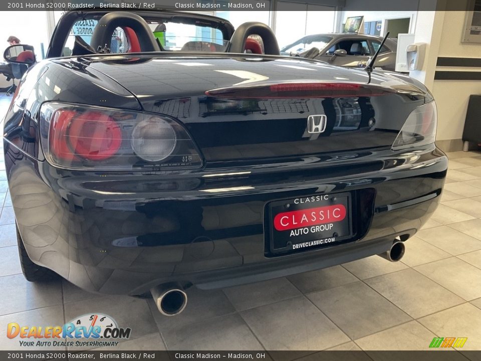 2001 Honda S2000 Roadster Berlina Black / Red Photo #10