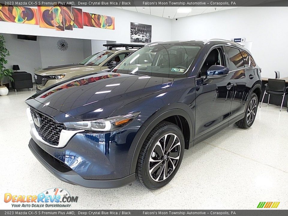 Front 3/4 View of 2023 Mazda CX-5 S Premium Plus AWD Photo #6