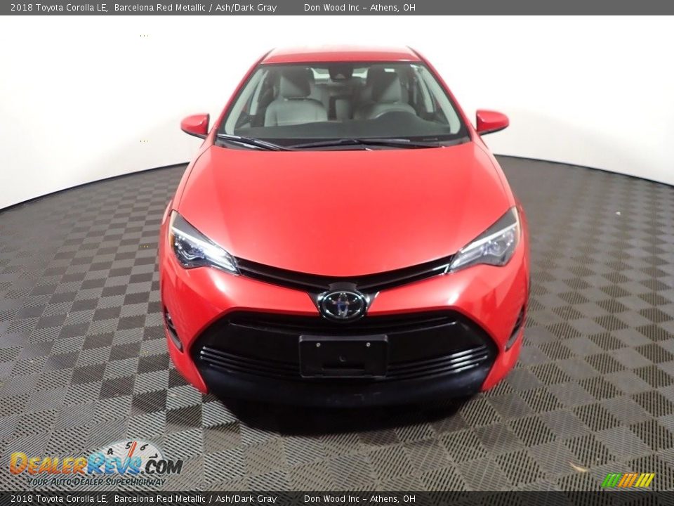 2018 Toyota Corolla LE Barcelona Red Metallic / Ash/Dark Gray Photo #4