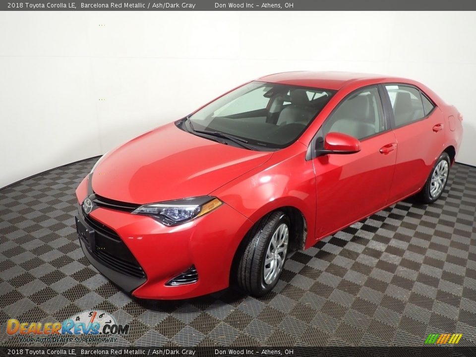 2018 Toyota Corolla LE Barcelona Red Metallic / Ash/Dark Gray Photo #8