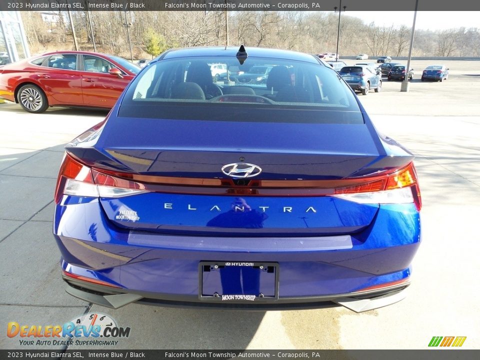 2023 Hyundai Elantra SEL Intense Blue / Black Photo #3