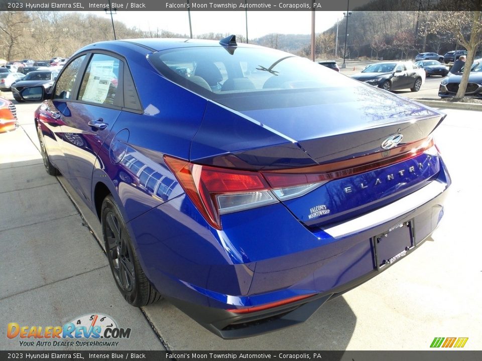 2023 Hyundai Elantra SEL Intense Blue / Black Photo #5