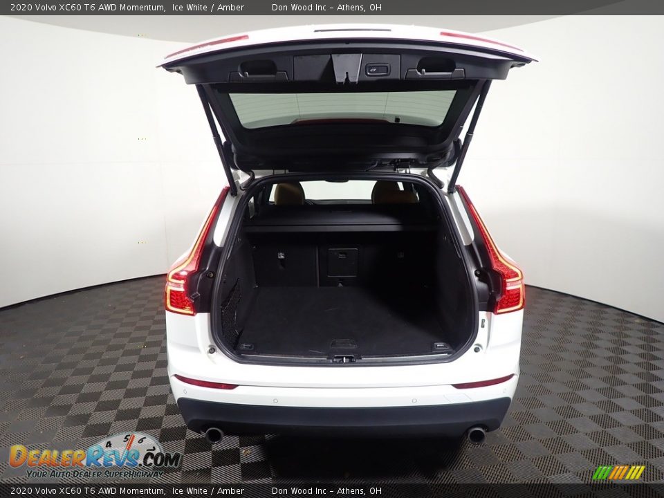 2020 Volvo XC60 T6 AWD Momentum Ice White / Amber Photo #13