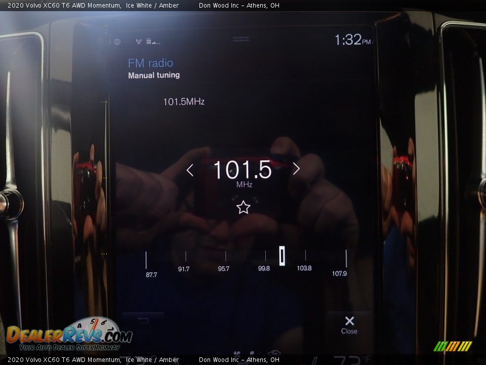 2020 Volvo XC60 T6 AWD Momentum Ice White / Amber Photo #24