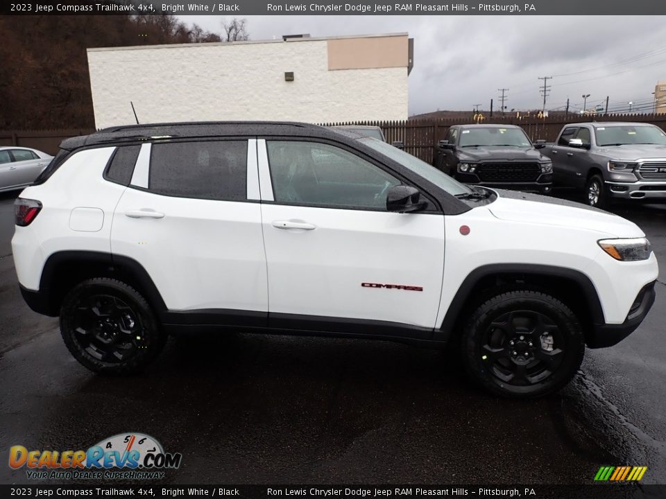 2023 Jeep Compass Trailhawk 4x4 Bright White / Black Photo #7