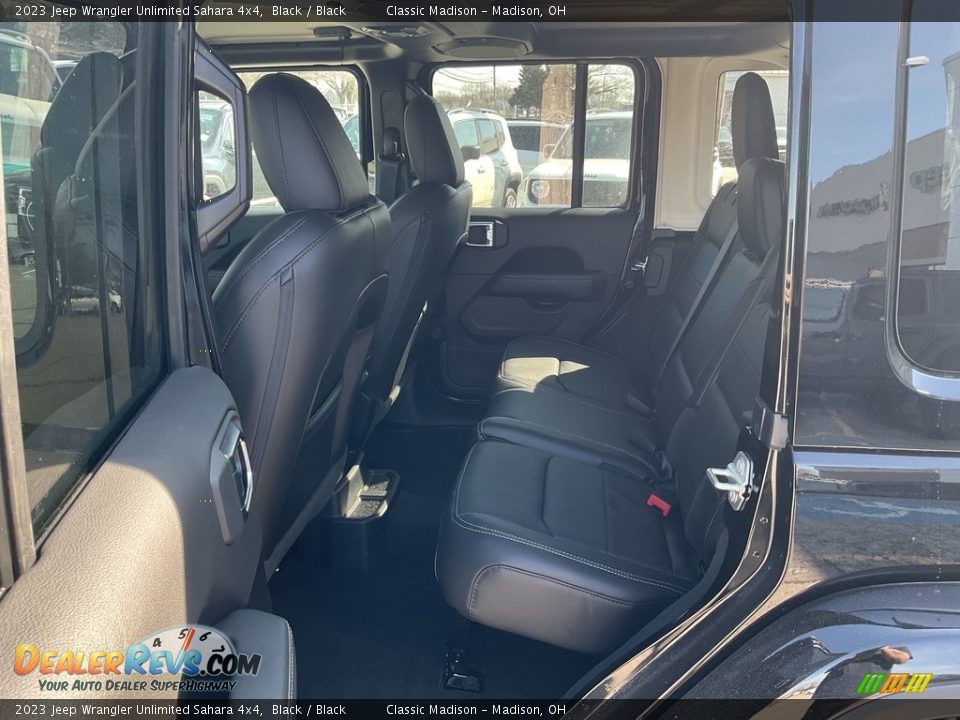 2023 Jeep Wrangler Unlimited Sahara 4x4 Black / Black Photo #3
