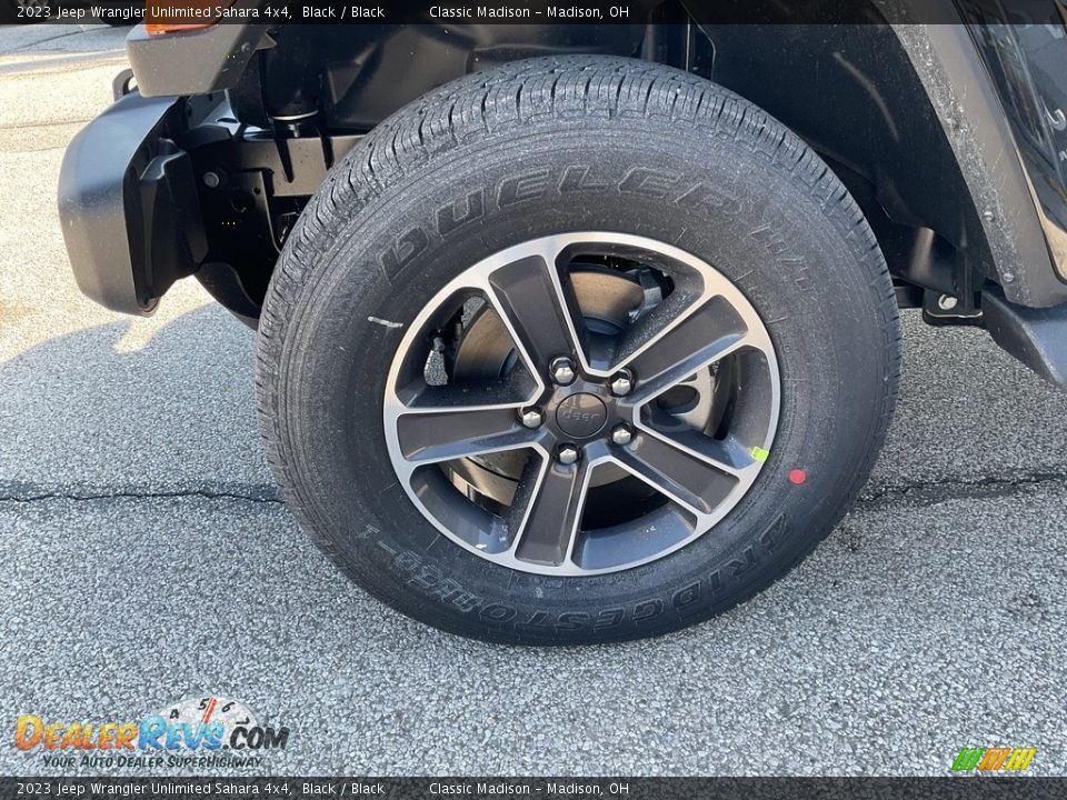 2023 Jeep Wrangler Unlimited Sahara 4x4 Black / Black Photo #13