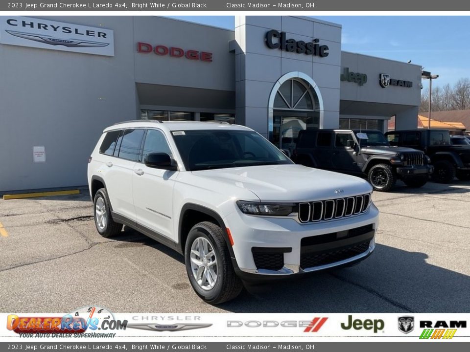 2023 Jeep Grand Cherokee L Laredo 4x4 Bright White / Global Black Photo #1