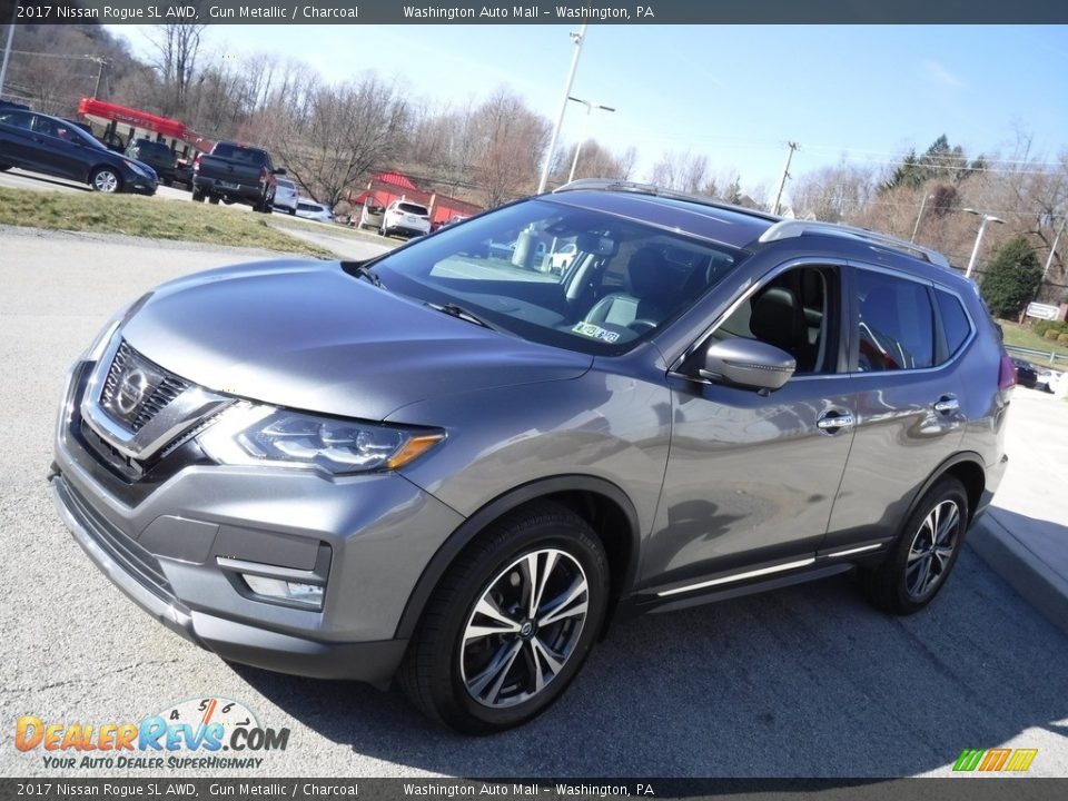 2017 Nissan Rogue SL AWD Gun Metallic / Charcoal Photo #14