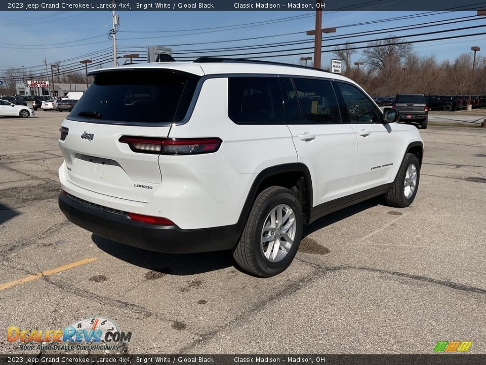 2023 Jeep Grand Cherokee L Laredo 4x4 Bright White / Global Black Photo #8