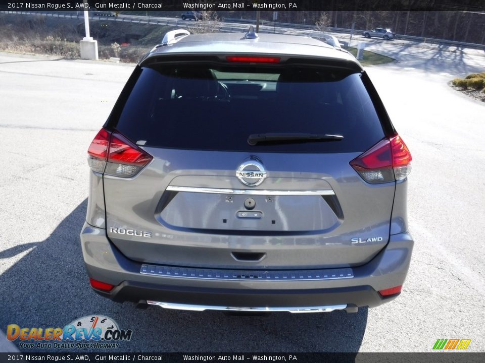 2017 Nissan Rogue SL AWD Gun Metallic / Charcoal Photo #17