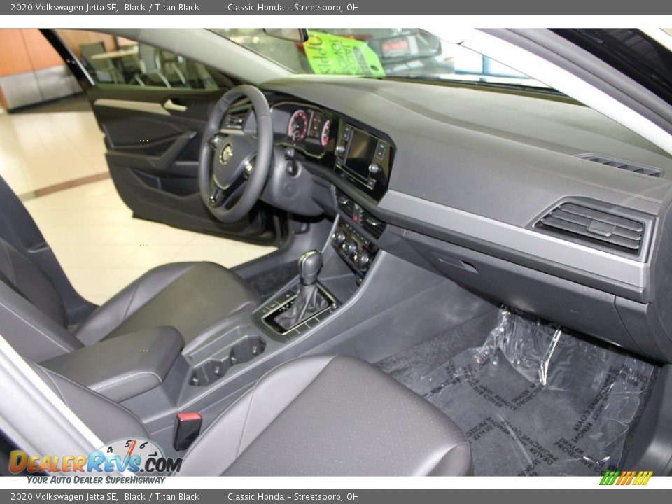 2020 Volkswagen Jetta SE Black / Titan Black Photo #15