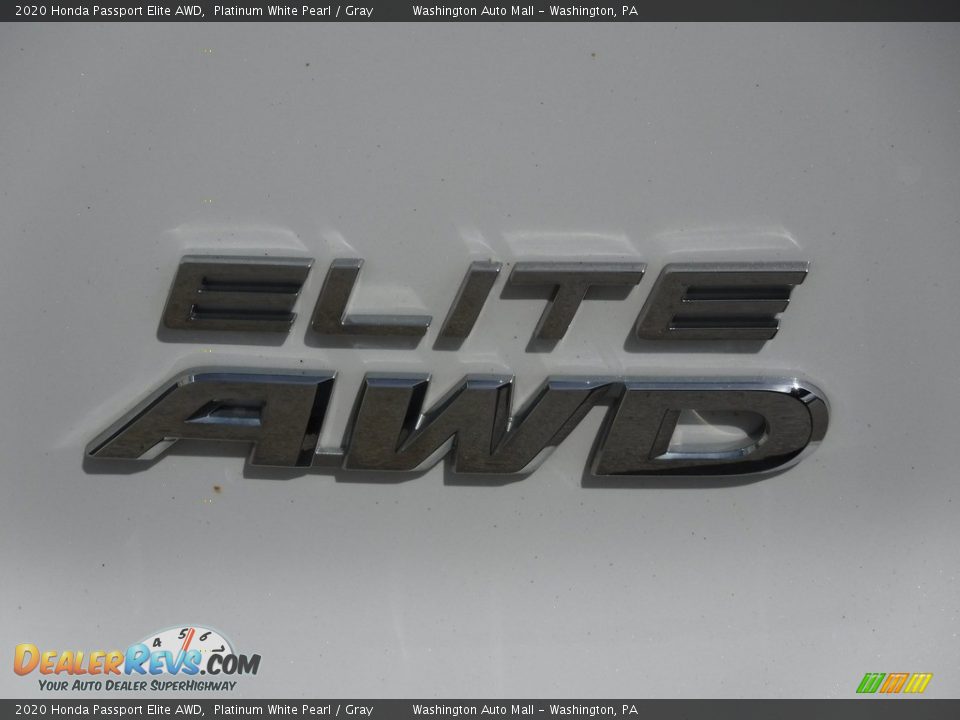 2020 Honda Passport Elite AWD Platinum White Pearl / Gray Photo #10