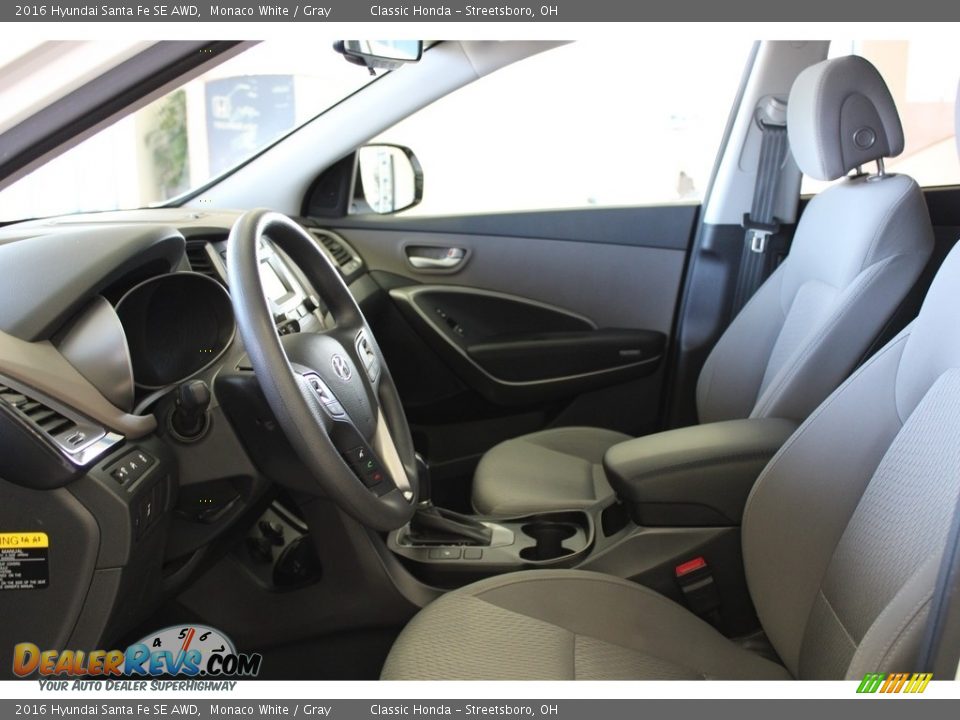 Front Seat of 2016 Hyundai Santa Fe SE AWD Photo #14