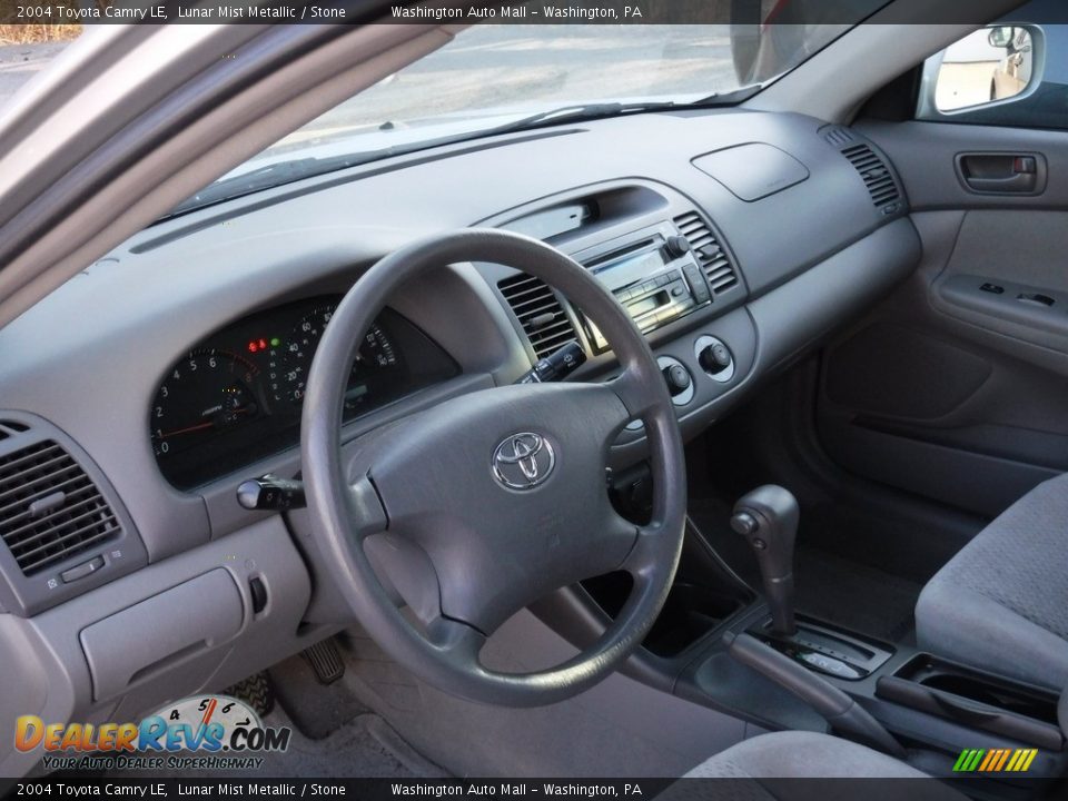 2004 Toyota Camry LE Lunar Mist Metallic / Stone Photo #16