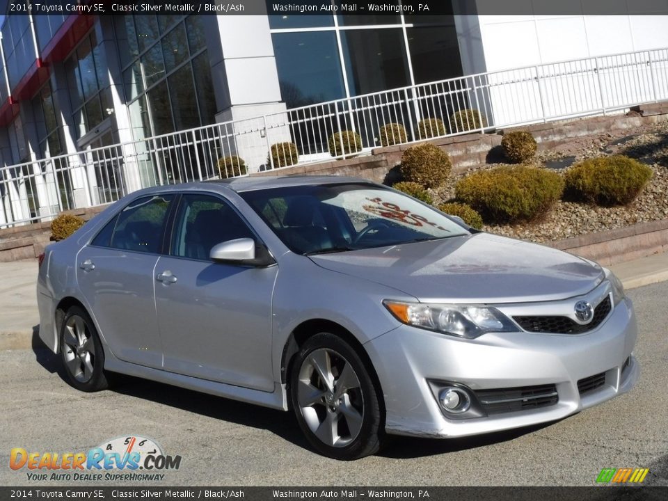 2014 Toyota Camry SE Classic Silver Metallic / Black/Ash Photo #1