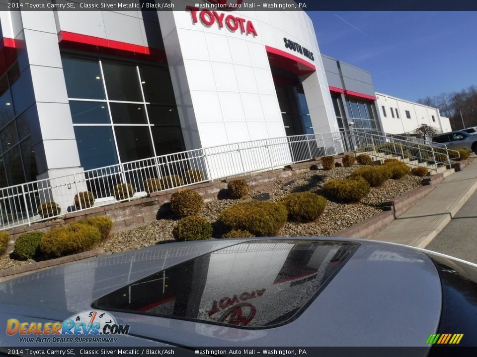 2014 Toyota Camry SE Classic Silver Metallic / Black/Ash Photo #3