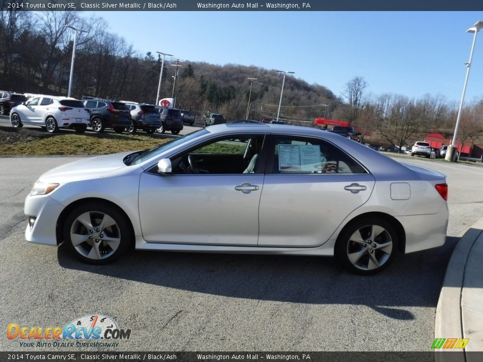 2014 Toyota Camry SE Classic Silver Metallic / Black/Ash Photo #11