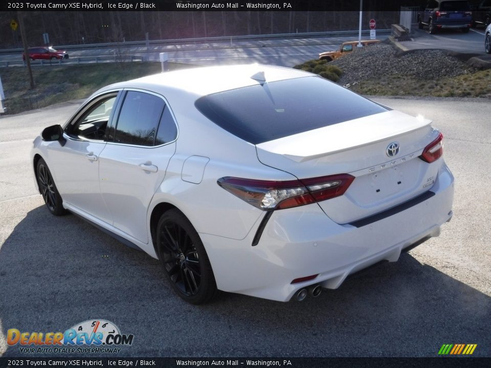 2023 Toyota Camry XSE Hybrid Ice Edge / Black Photo #16