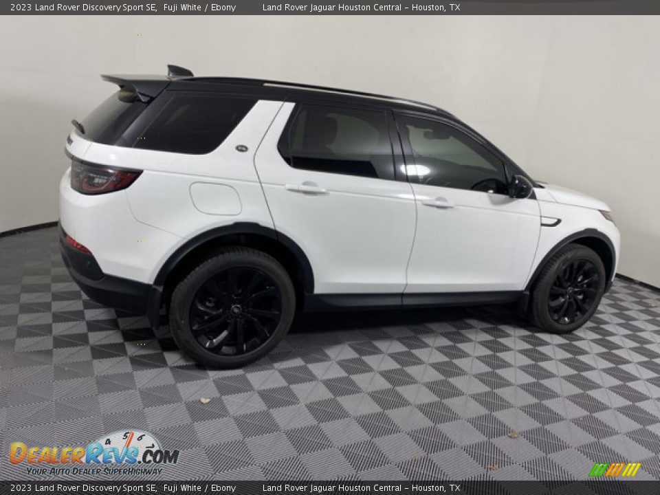 2023 Land Rover Discovery Sport SE Fuji White / Ebony Photo #11