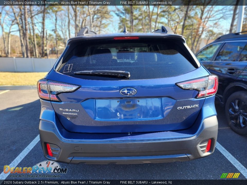 2020 Subaru Outback 2.5i Premium Abyss Blue Pearl / Titanium Gray Photo #7