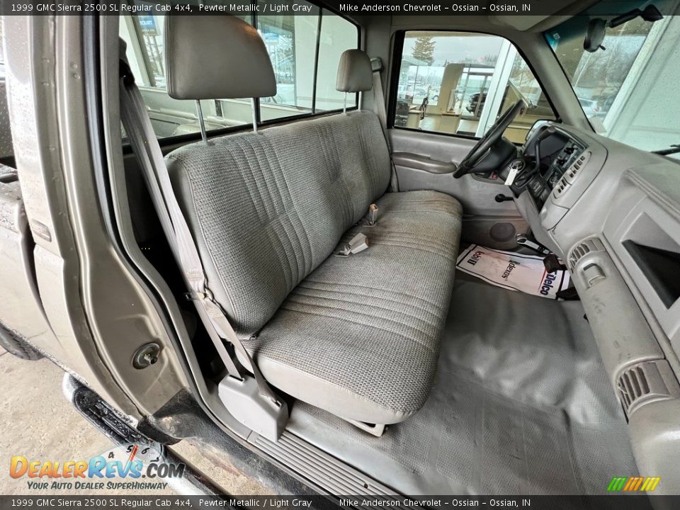 Front Seat of 1999 GMC Sierra 2500 SL Regular Cab 4x4 Photo #21