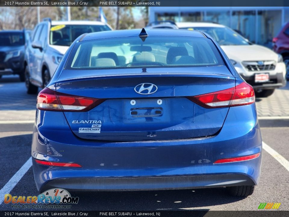 2017 Hyundai Elantra SE Lakeside Blue / Gray Photo #6