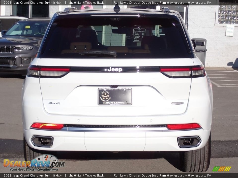 2023 Jeep Grand Cherokee Summit 4x4 Bright White / Tupelo/Black Photo #4