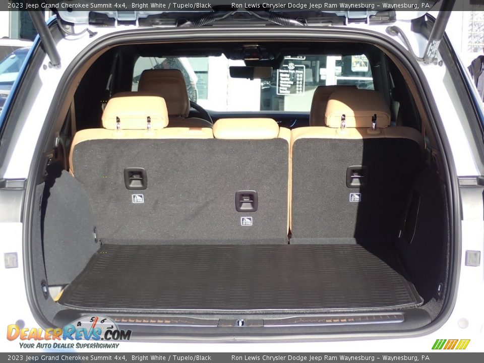 2023 Jeep Grand Cherokee Summit 4x4 Trunk Photo #5