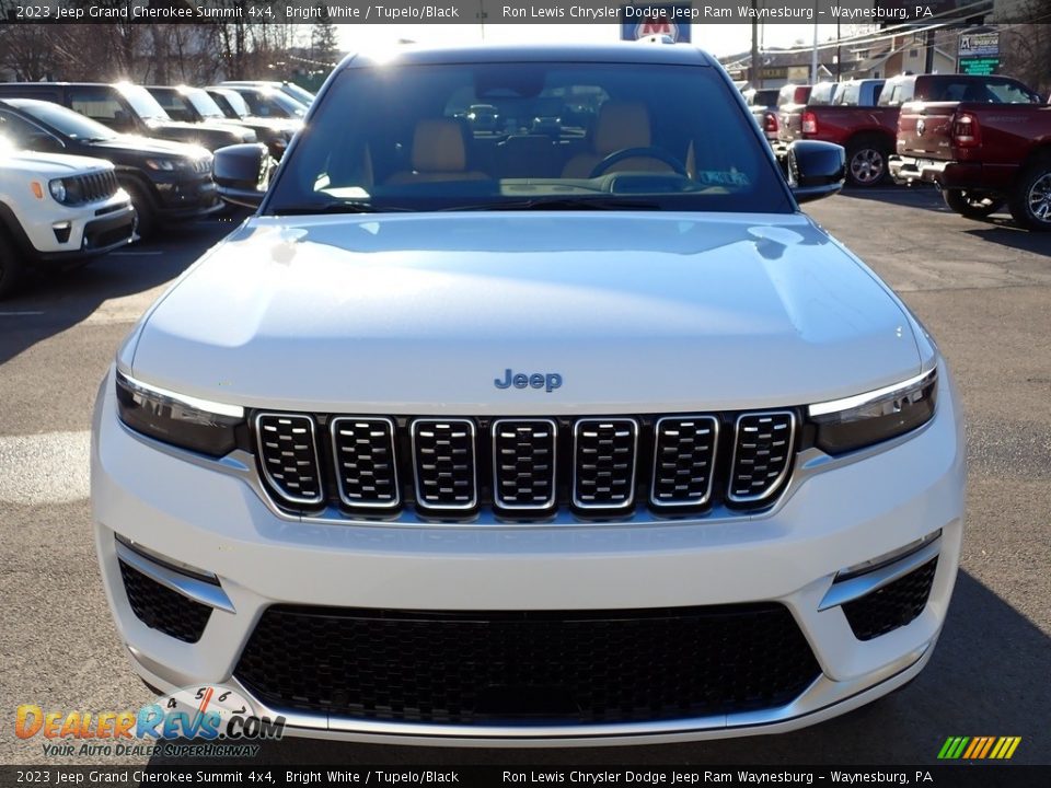 2023 Jeep Grand Cherokee Summit 4x4 Bright White / Tupelo/Black Photo #9