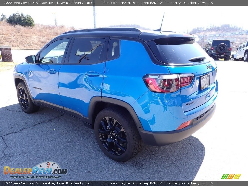 2022 Jeep Compass Altitude 4x4 Laser Blue Pearl / Black Photo #3