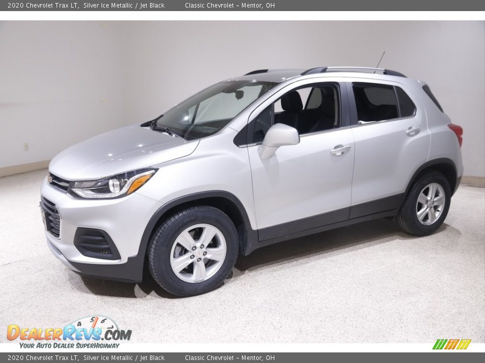 2020 Chevrolet Trax LT Silver Ice Metallic / Jet Black Photo #3