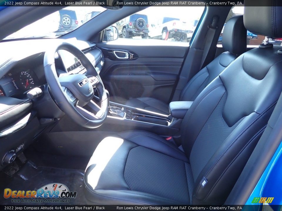 Front Seat of 2022 Jeep Compass Altitude 4x4 Photo #13