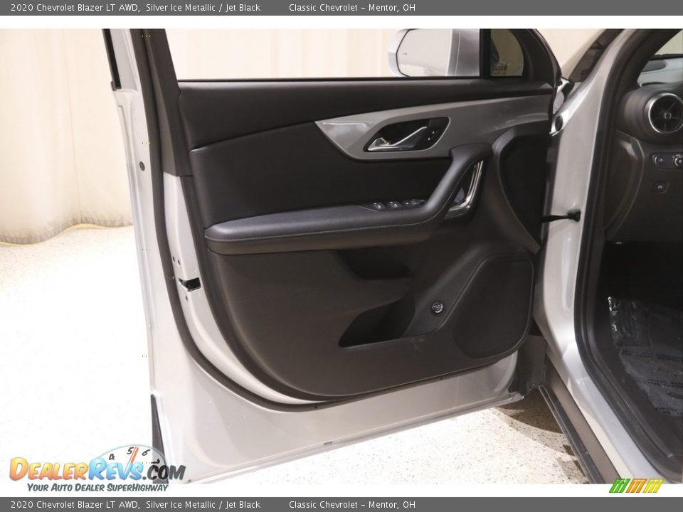 2020 Chevrolet Blazer LT AWD Silver Ice Metallic / Jet Black Photo #4