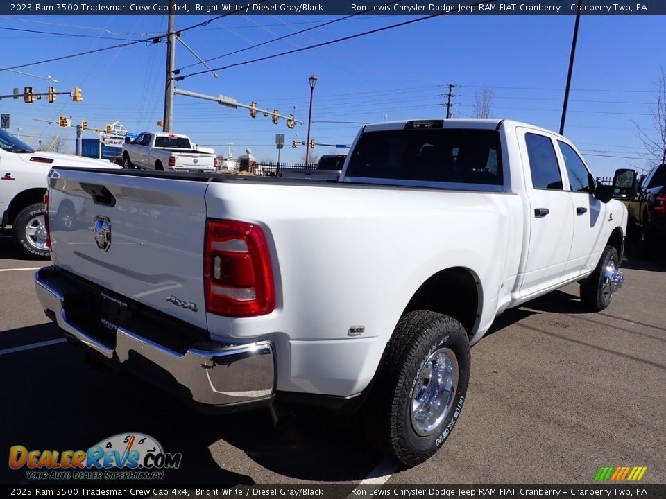 2023 Ram 3500 Tradesman Crew Cab 4x4 Bright White / Diesel Gray/Black Photo #5