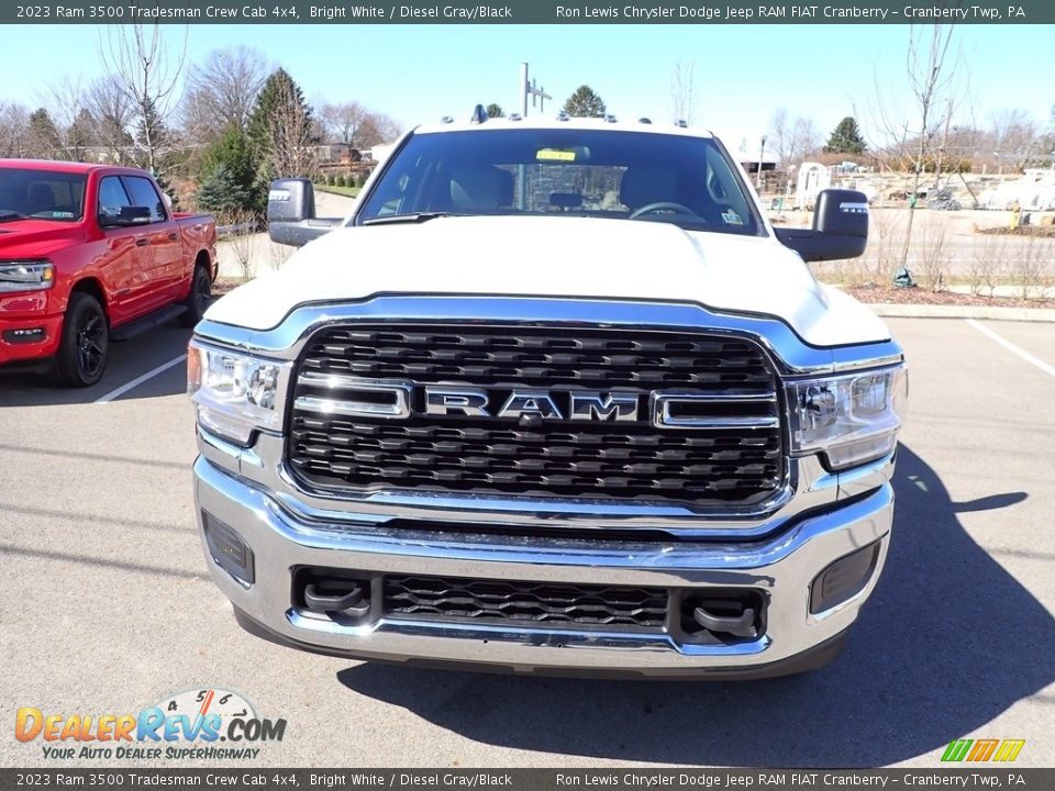 2023 Ram 3500 Tradesman Crew Cab 4x4 Bright White / Diesel Gray/Black Photo #8