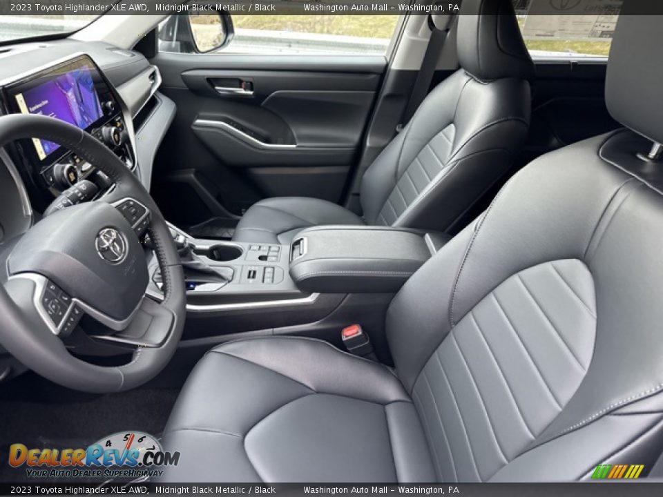 Black Interior - 2023 Toyota Highlander XLE AWD Photo #4