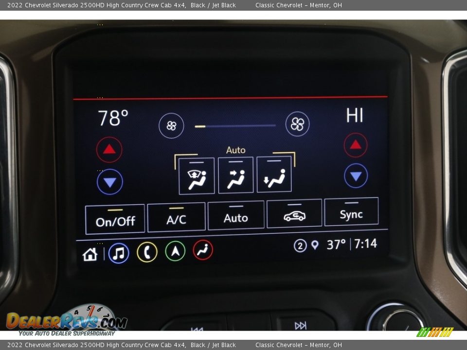 Controls of 2022 Chevrolet Silverado 2500HD High Country Crew Cab 4x4 Photo #14