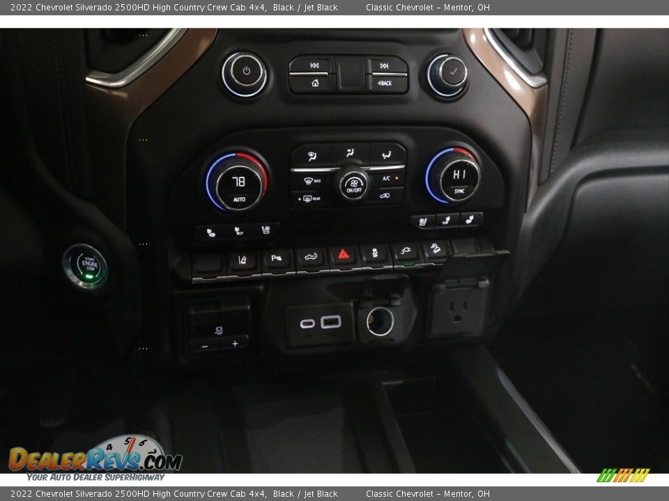 Controls of 2022 Chevrolet Silverado 2500HD High Country Crew Cab 4x4 Photo #16